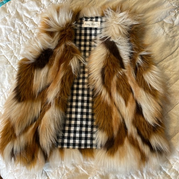 Lacey Lane Toddler's Faux Fur Vest. Super Cute. Very Good Condition. Size 2. - Picture 1 of 15